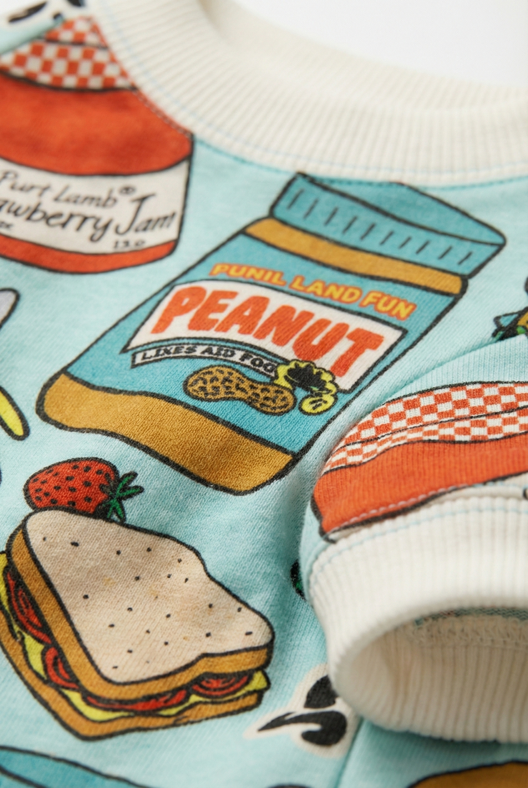 NobleDog Pamuklu Köpek Tişörtü Kumaş Detayı - Fıstık Ezmesi ve Reçel Desenli Esnek Ribana Dokusu